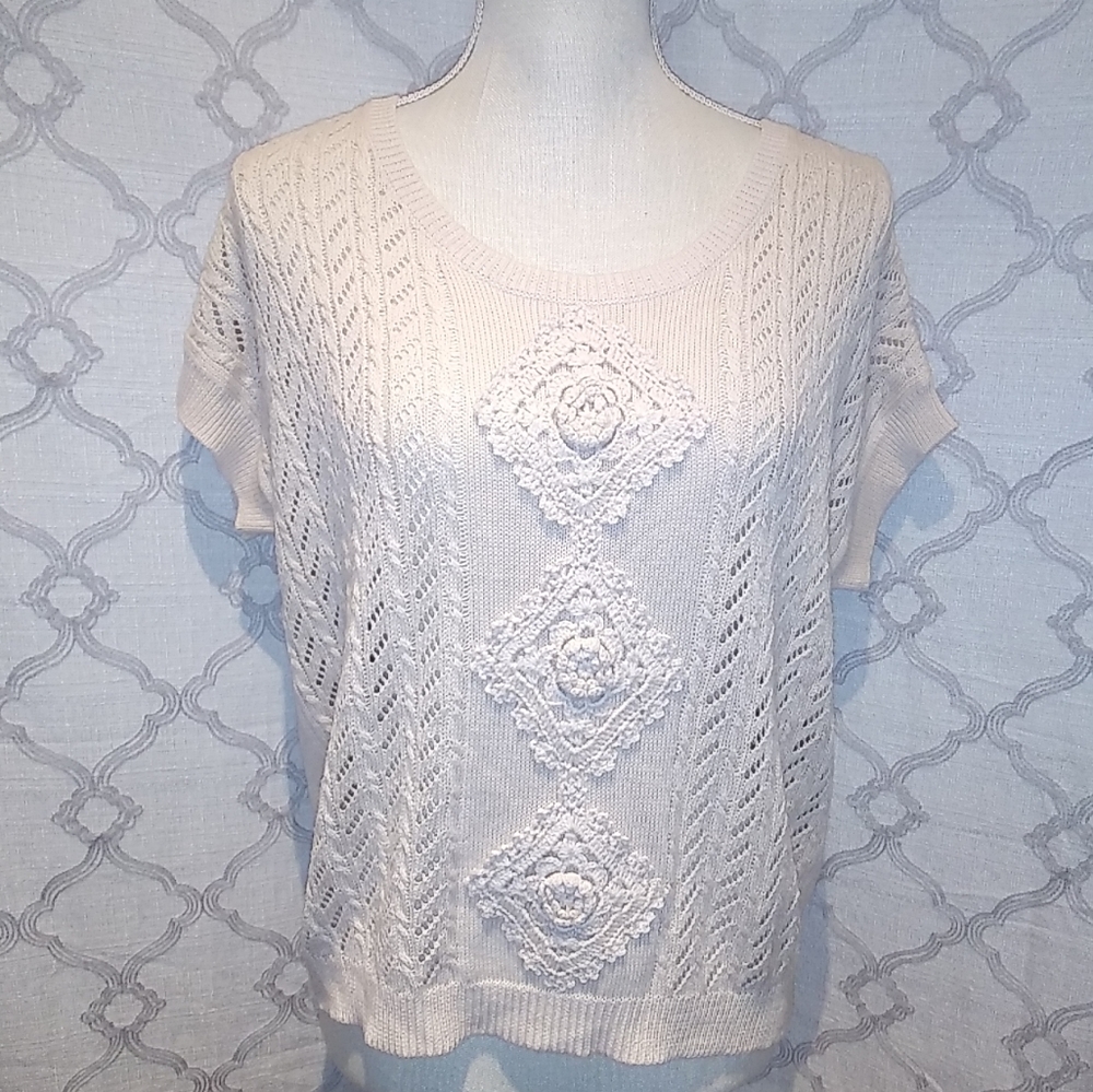 BEAUTIFUL Chelsea and Theadore Sweater